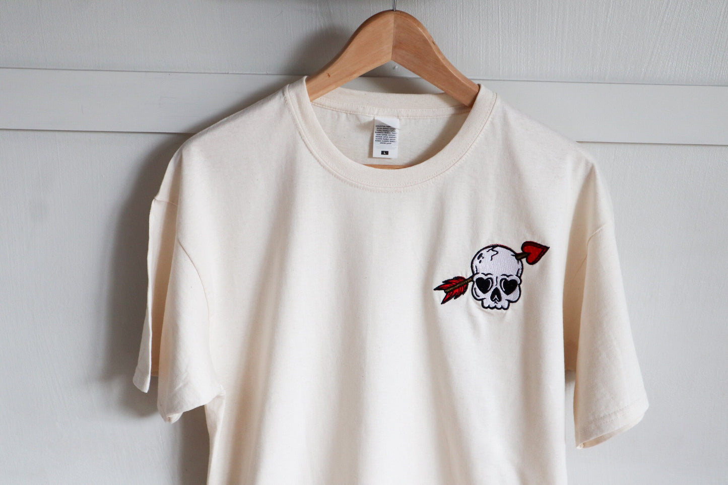 Skull Arrow Embroidered T-Shirt